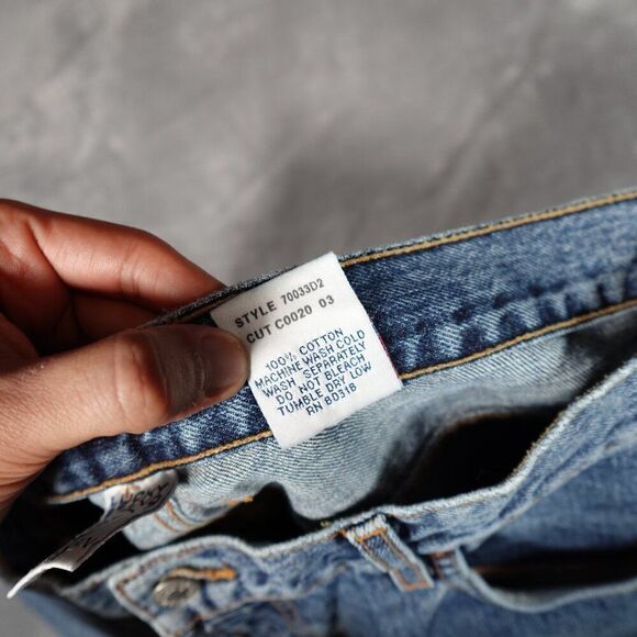 Vintage Lucky Brand Slim Fit Denim Jeans Mens 38 (Fits 36x32) Made In USA - Picture 4 of 11